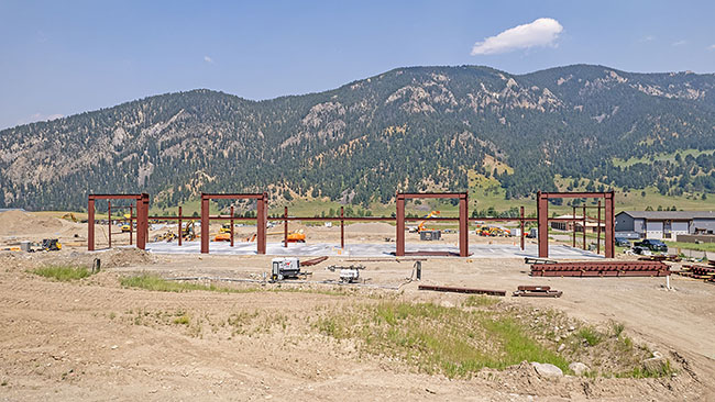 Steel Beams Installing Big Sky Mt Warehouse