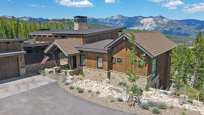 Front Entrance Full View Spanish Peaks