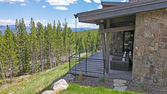 Patio Mountain Views Spanish Peaks